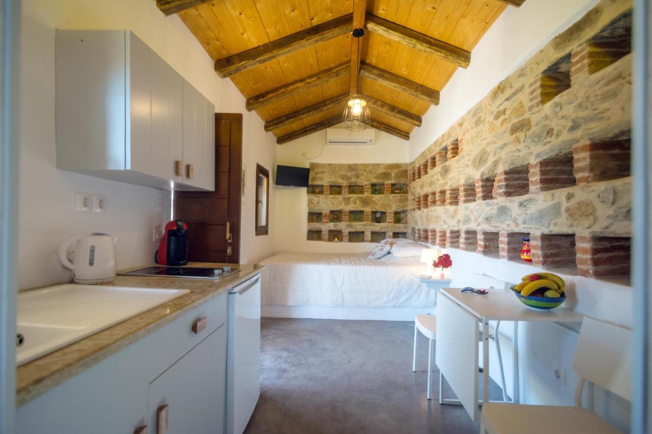 The Pigeon House Potamos (Kythira) Exterior foto